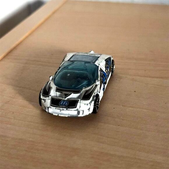 Vintage 1997 Hot Wheels Ford GT-90 Anime Series 1:64 Diecast Model Car - Picture 3 of 9